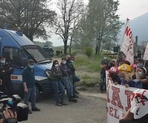 S.Didero: la pressione dei manifestanti No Tav sulle forze dell'ordine