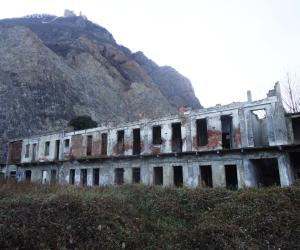 S.Ambrogio: cave, addio all'ecomostro (forse)