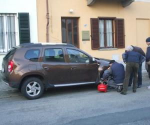 Secondo raid di gomme tagliate