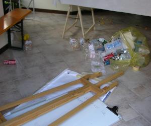 Vandali nella sede elettorale della coalizione di Catozzi