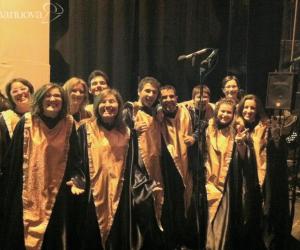 Blue Note Gospel Choir canta tra i bestioni della Fiat