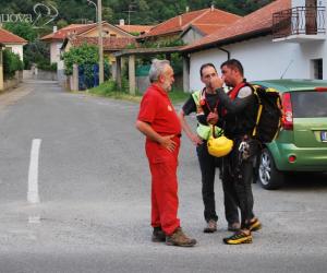 Tre escursionisti intrappolati mentre scendono nel Sessi