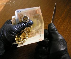 Finiscono in manette i rapinatori delle ville