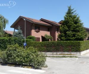 Villaggio Sacra, adesso si può vendere