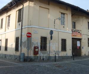 Ex caserma dei carabinieri, l’asta va deserta