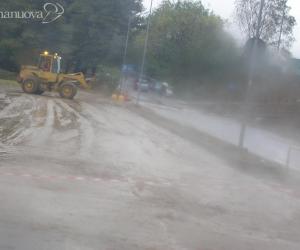 Protezione civile al lavoro per controllare i canali