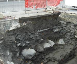 Nuovi reperti archeologici durante gli scavi per le isole ecologiche