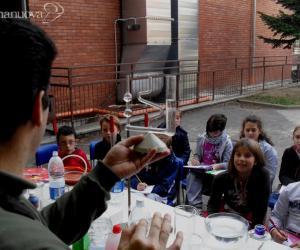 Il liceo Curie apre i laboratori all'elementare Cervi