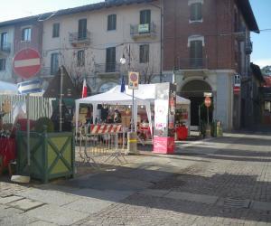 Il mercatino di Natale resta deserto