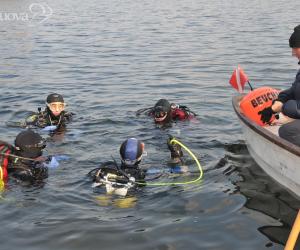 Nel lago ora c'è la ferrata subacquea