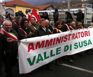 Oltre 40mila persone in marcia contro la Torino-Lione