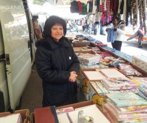 Mercato in centro, la rabbia tra le bancarelle
