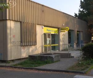 Grondaia intasata, crollano i controsoffiti