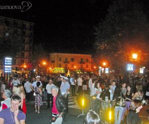 E sabato sera tutti svegli fino all'alba