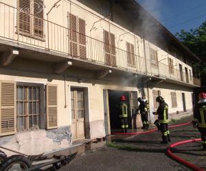 Casa in fiamme quattro volte in un anno