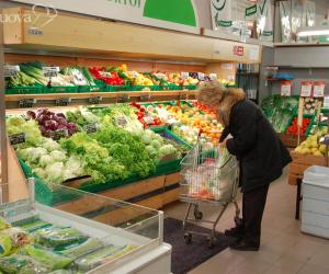 Precedenza ai disoccupati residenti