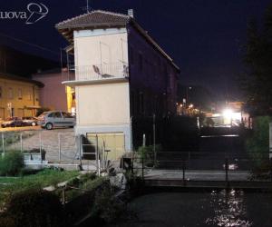 Bimba cade nel canale e muore affogata