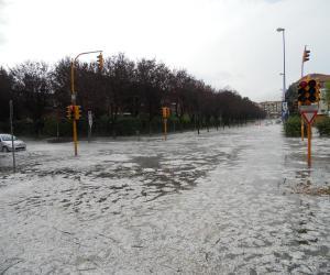 Mezz'ora di inferno tra acqua e ghiaccio