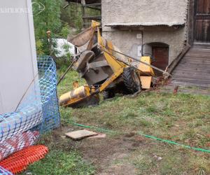 Cesana: operaio edile cade dalla betoniera