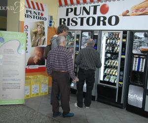 S.Luigi, avanzi delle mense ai poveri