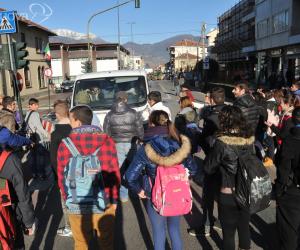Forconi: strade bloccate e bancarelle deserte