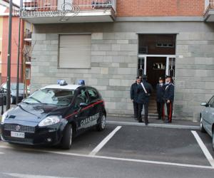 «L'ho ammazzata»: e si toglie la vita