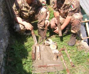 Quattro bombe anti-aeree in una baita