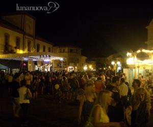 Tris di notti bianche per vivere il centro e i negozi aperti