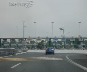 Aumenta il fronte contrario al casello autostradale