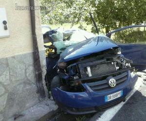 Muore nell'auto guidata dall'amico