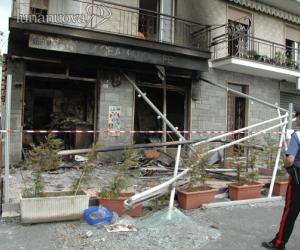Panico per l'esplosione in un bar a Gerbole