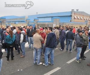 Azimut, confermati i 49 licenziamenti