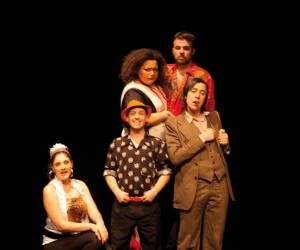 Hamlet travestie: un Principe di Danimarca in salva partenopea