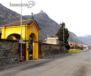 Cimitero, ladri e vandali in azione