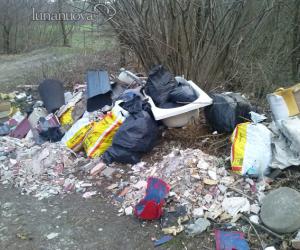 Discarica selvaggia: i colpevoli dovranno ripulire
