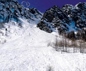 Tragedia in Val Thuras: due morti sotto la slavina