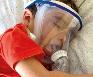 Bambino coraggio: una mascherina per sopravvivere
