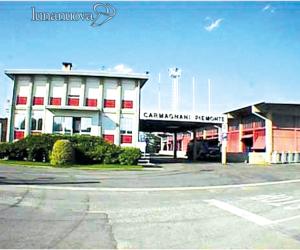 Reazione chimica ustiona l'operaio: ora è grave al Cto