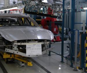 Troppo caldo alla Maserati: sciopero di un'ora