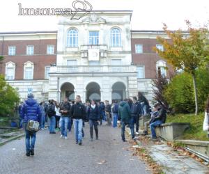 Darwin e Romero, aule al freddo nell'ex seminario