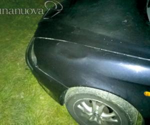 Investe una donna poi fugge e simula il furto dell'auto