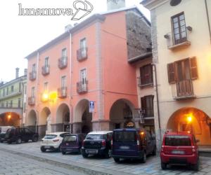 Tredici alloggi Atc e due negozi nel centro città
