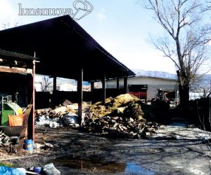 Brucia nella notte il fienile di cascina Barone