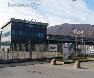 Accordo all'Alcar: lo stabilimento è salvo, ma i sacrifici rimangono