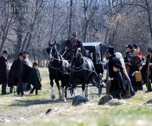 "Profumo di resina" parte in carrozza