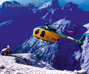 Due clandestini salvati nella neve dalla guardia di finanza