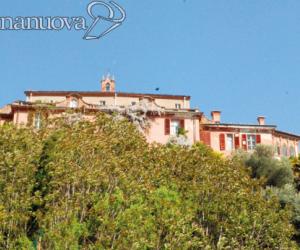 È polemica sul castello Cays: «È una svendita»