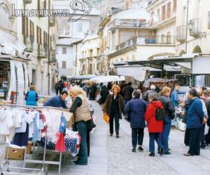 Addio al centro, il mercato resterà in piazza d'Armi
