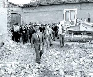 Collegno, quarant'anni fa veniva abbattuto il muro del manicomio