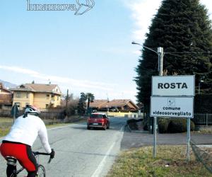 REDAZIONE IN PIAZZA Rosta, i veleni in giunta osservati dai cittadini 